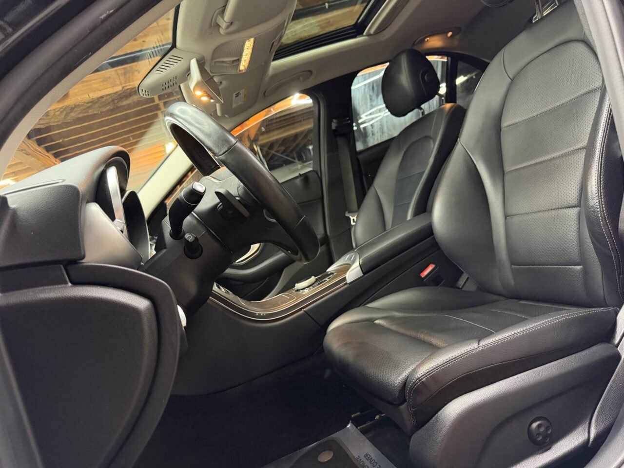 2019 Mercedes-Benz C300 4Matic — foto 8